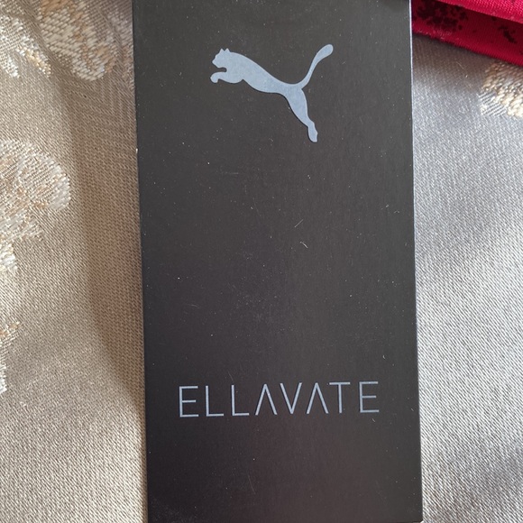 PUMA Fashion Luxe ELLAVATE Athletic Bra Persian Rouge Matte Foil Print Med NWT - Picture 7 of 12